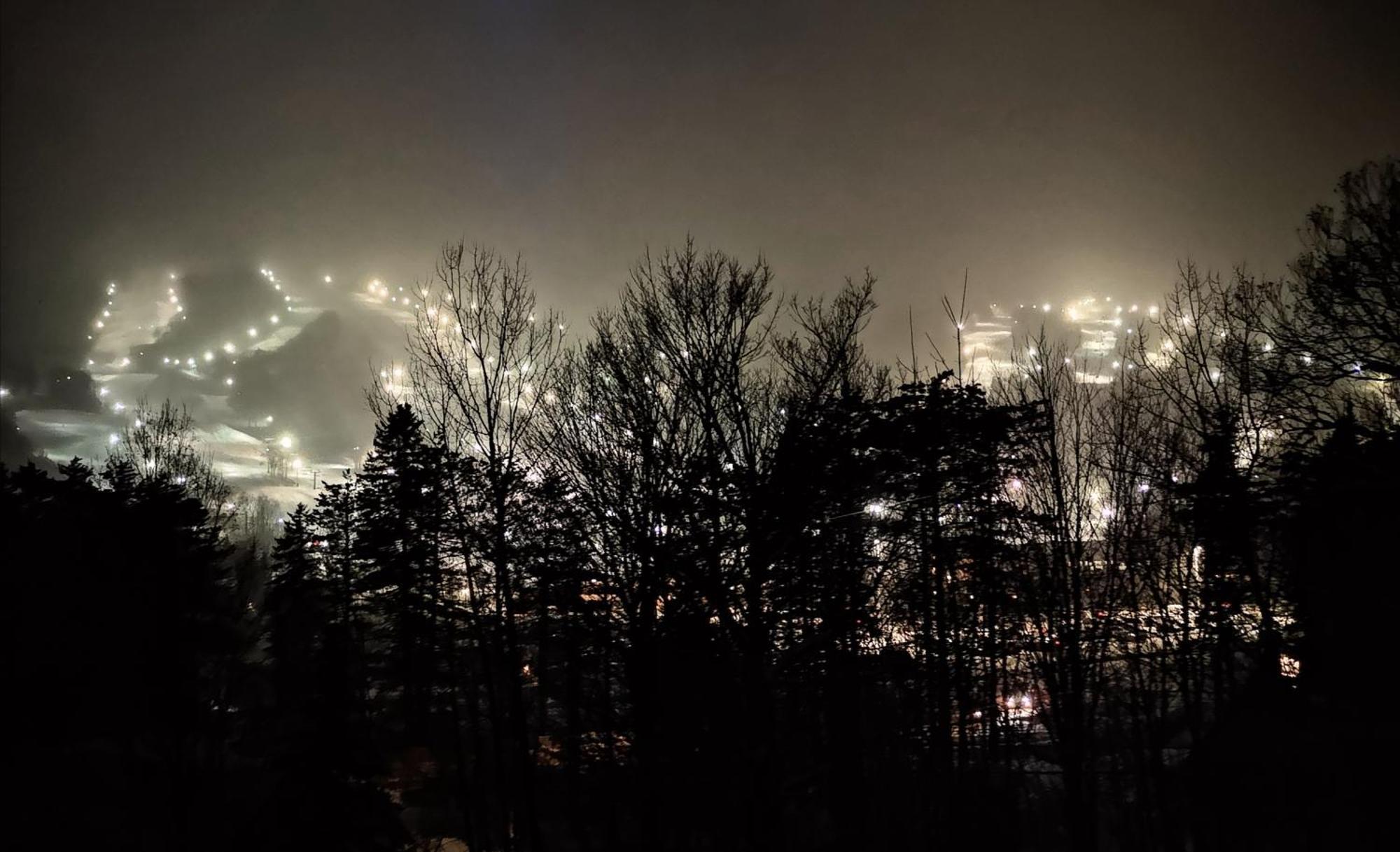 Condo Sur 2 Niveaux Avec Magnifique Vue Sur La Montagne 스톤햄 외부 사진